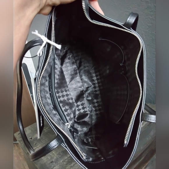 KARL LAGERFELD HANDBAG - Picture 3 of 10